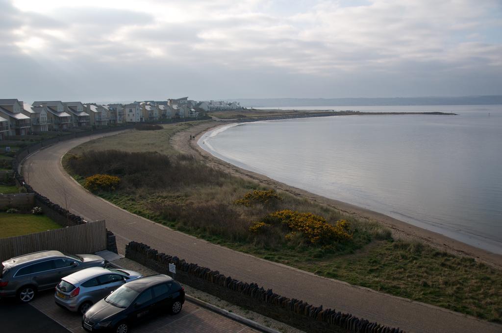 Traeth Bychan Apartment Llanelli Luaran gambar